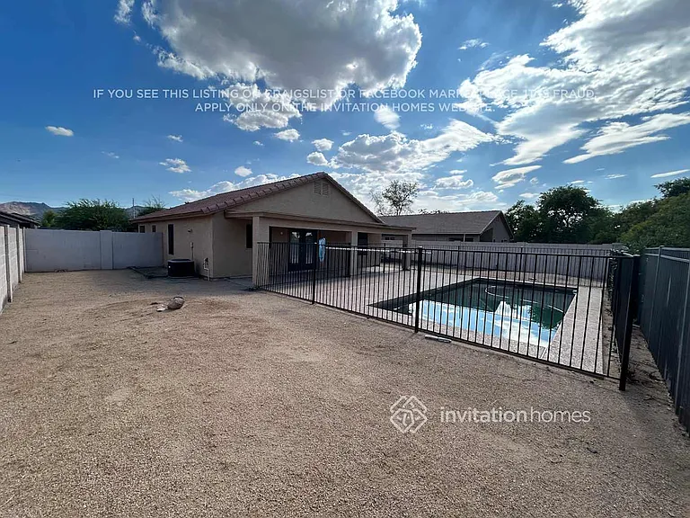 1628 W Minton St — Photo 19