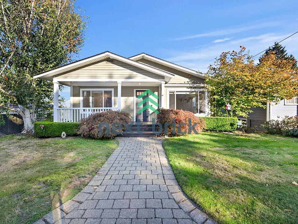 3850 24th Ave W
