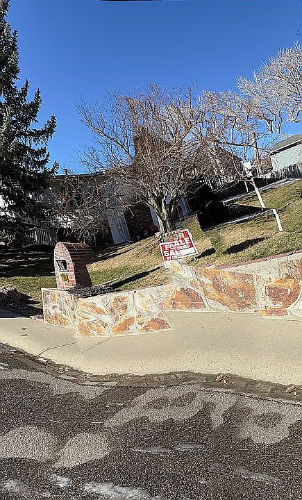 1st image of 1961 Park Ct