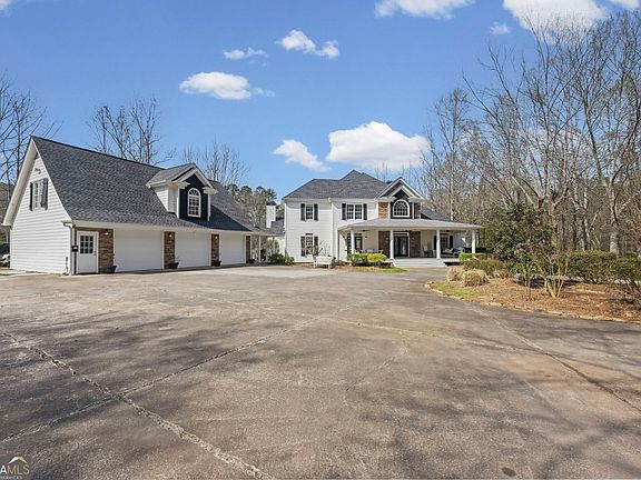 3rd image of 575 Gantt Rd