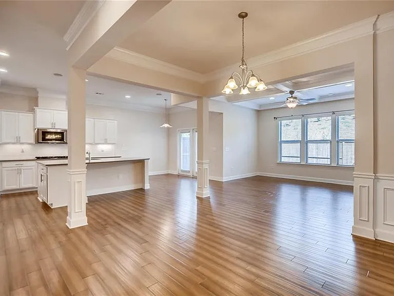 2255 Emerald Sky Dr — Photo 5