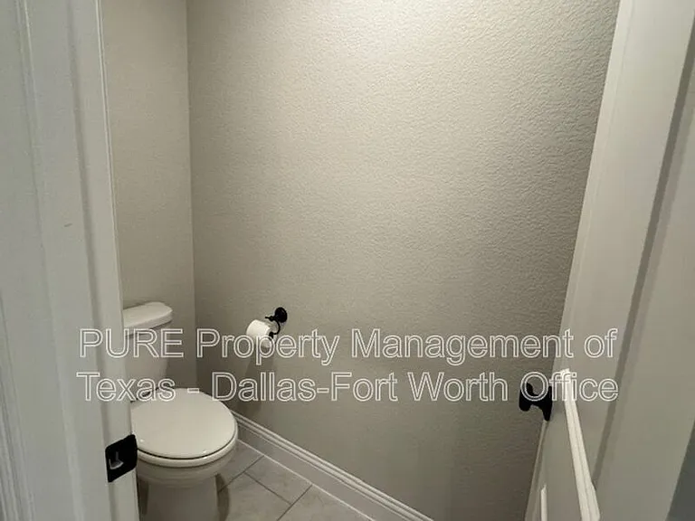 1612 Town Creek Cir — Photo 47