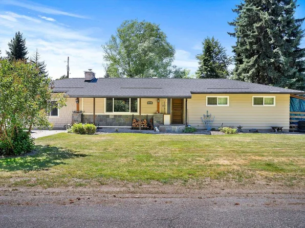 815 Walnut St, Newport, WA 99156