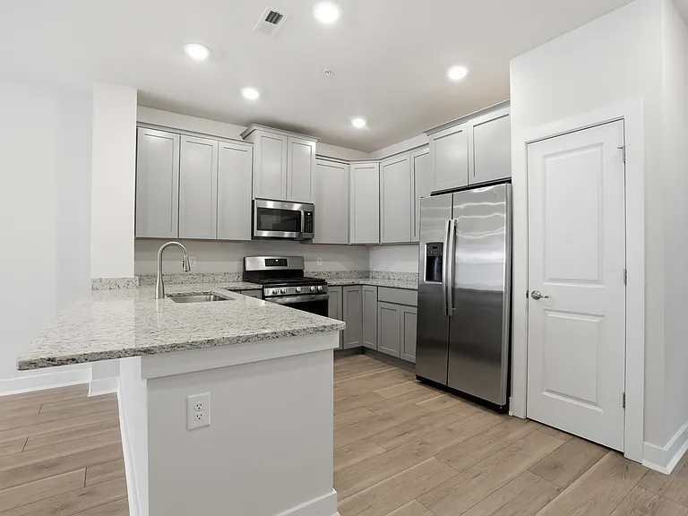 114B King St — Photo 4