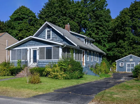 46 Crescent St, Rockland, MA 02370