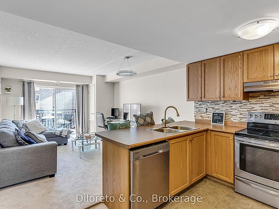 4th image of 39 Goodwin Dr #309