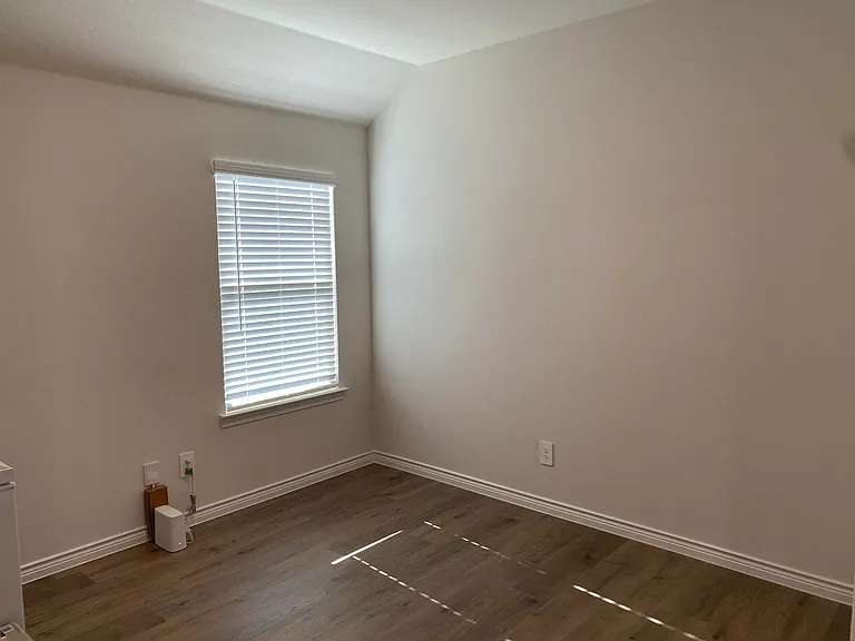 9809 Autumn Leaves Ln — Photo 6