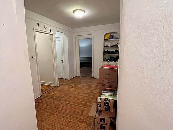3rd image of 100 Woodruff Ave APT 1N