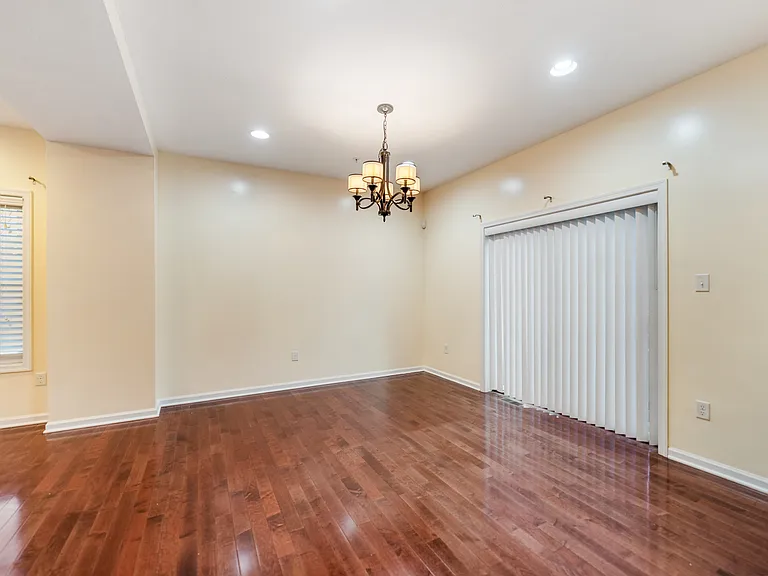 3114 Raintree Dr — Photo 7