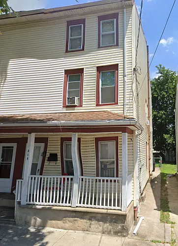 219 Hudson St #1 Photo 1