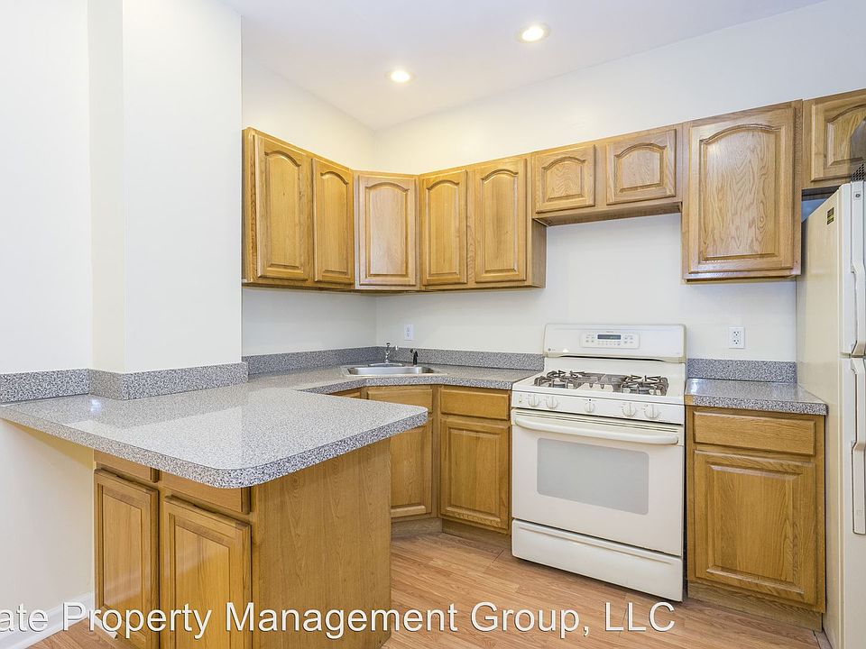 1st image of 4928 Walton Ave #1