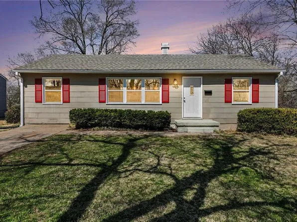 6310 E 149th Ter, Grandview, MO 64030