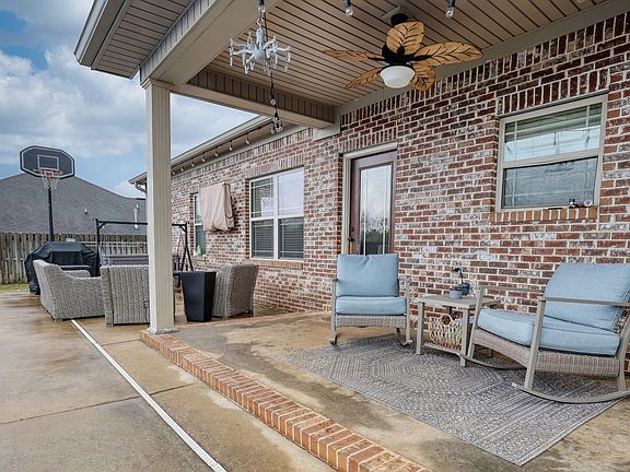 4th image of 209 Turtleback Trl