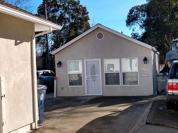 View from the street to the cottage. Has its own address 4096 2nd Ave, Sacramento, CA 95817.