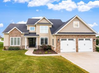 700 Slaton Ln, Morgantown, WV 26508