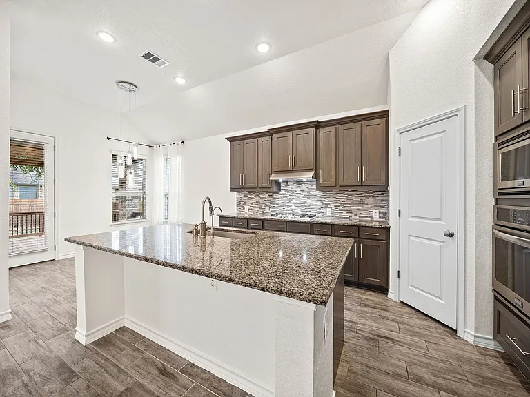 9767 Innes Pl — Photo 19