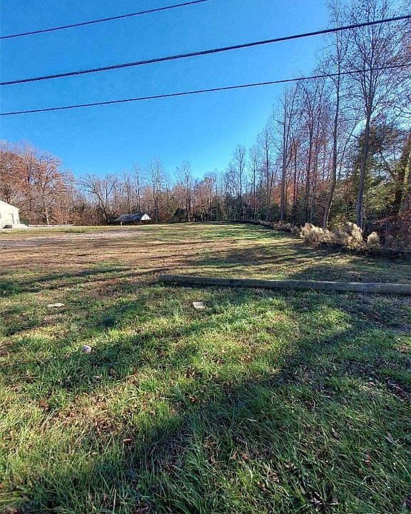 3031 New Kent Hwy, Quinton, VA 23141 | MLS #2225131 | Zillow