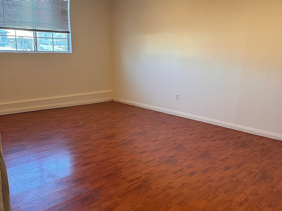 1st image of 1725 Pontenova Ave #B