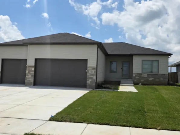 731 W 24th Cir, Wahoo, NE 68066