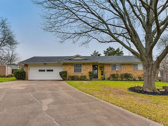 2nd image of 208 Lanett Cir