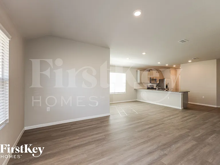 4435 Meadowland Pl — Photo 3
