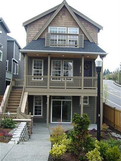 2007 Home with over $6,000.00 in upgrades!!