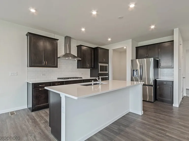 651 Alpine Dr — Photo 6