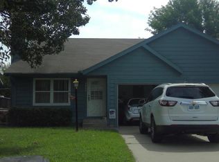 3648 SW Eveningside Dr, Topeka, KS 66614