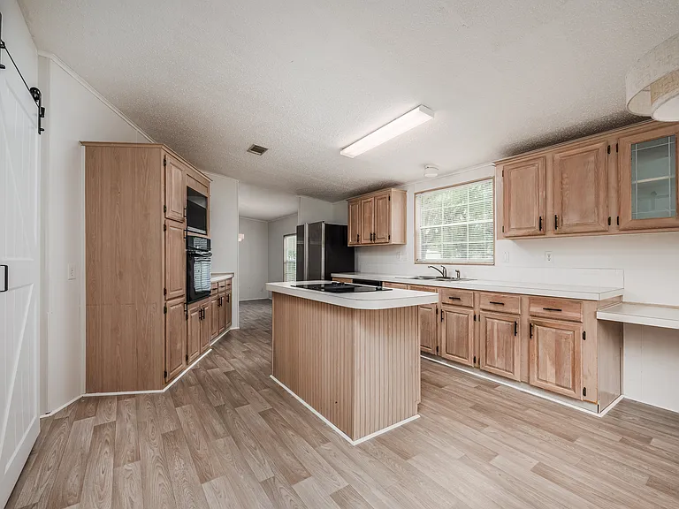 6226 Florence St — Photo 10