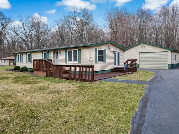 1583 N Derby Ave, Chesterton, IN 46304