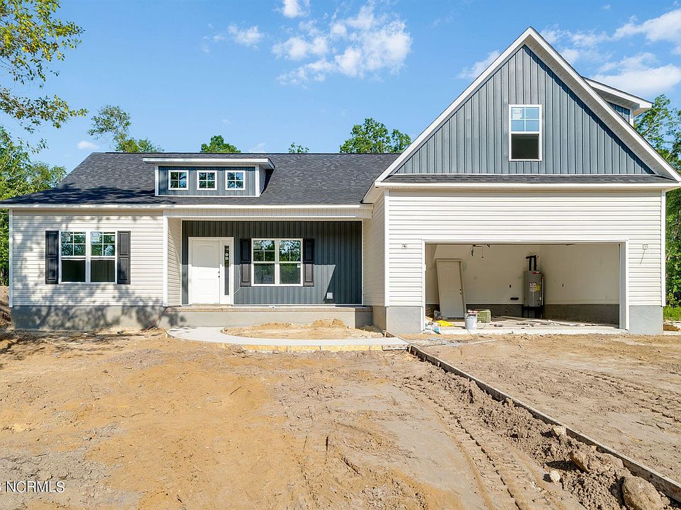 1st image of 7166 Old Stump Dr SE