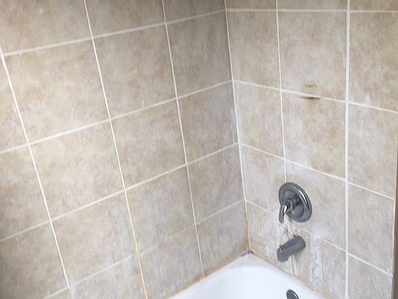 5th image of 2923 Cecil B Moore Ave #3F