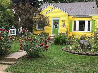 97 Summer Ave, Lake Orion, MI 48362