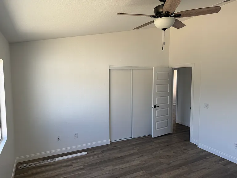 31548 Hamburg Cir — Photo 20
