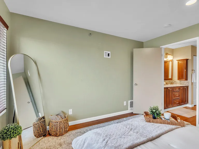 29583 Vanderbilt St #310 — Photo 14