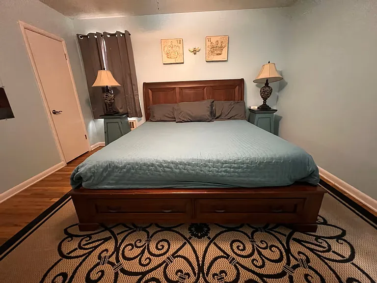 432 Elias Ave — Photo 6