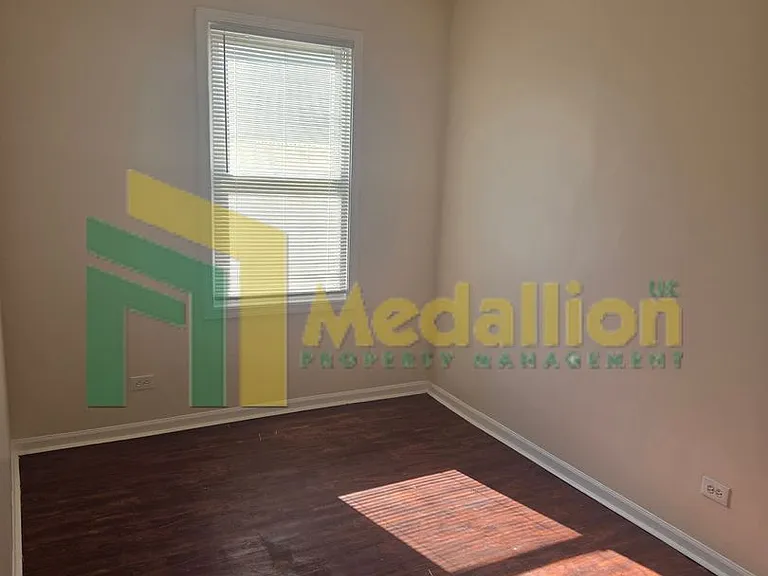 8725 S Constance Ave — Photo 20