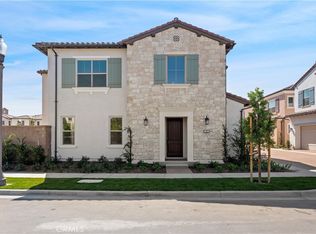 122 Glydon, Irvine, CA 92618