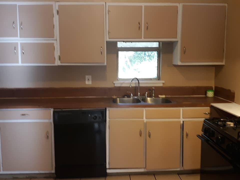 2nd image of 230 Germany St