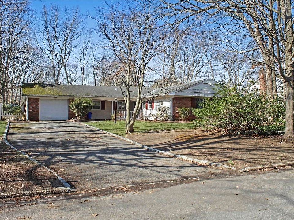 1st image of 44 Spencer Ln