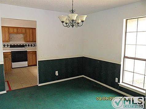 5th image of 1929 Ashley Dr