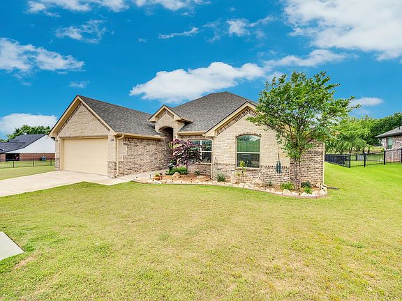 2nd image of 109 Creekside Dr