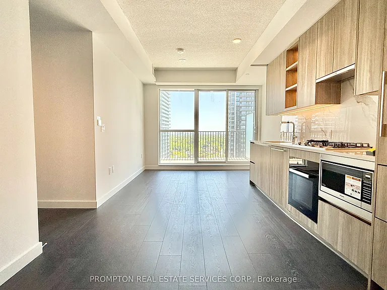 68 Esther Shiner Blvd #2015 — Photo 5