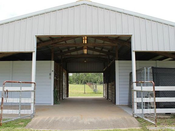 5th image of 34620 Valley Hill Ln