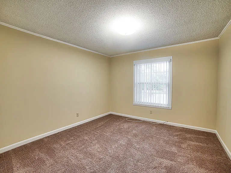 Patriot Place Apartments — Photo 6