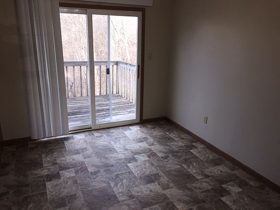 3rd image of 226 N Ventura Ave APT A