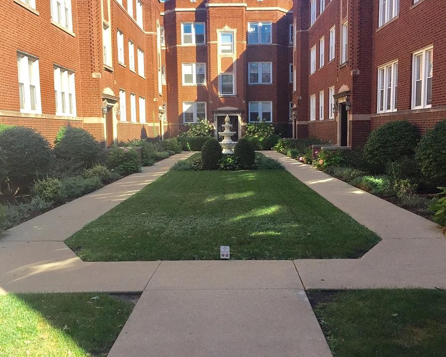 1st image of 1346 W Estes Ave APT 1N