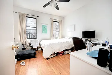 Rented by Urbane Brokerage