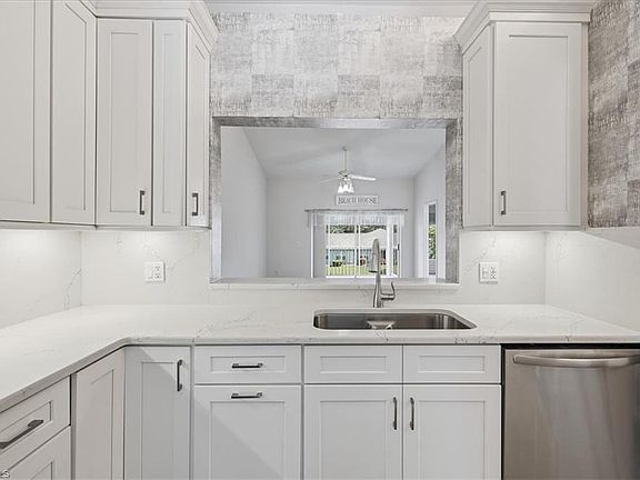 5th image of 15060 Bridgeway LN #807