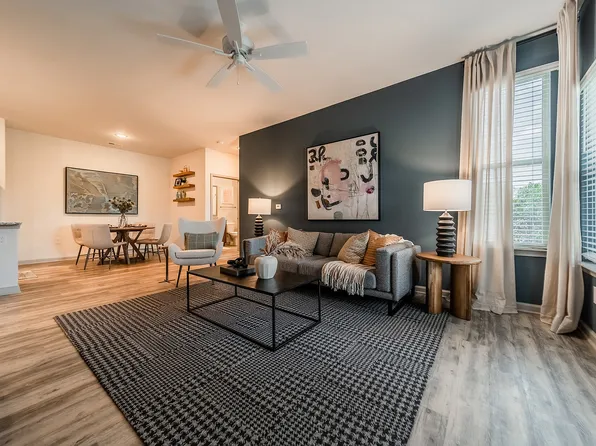 Highland Ridge Apartments